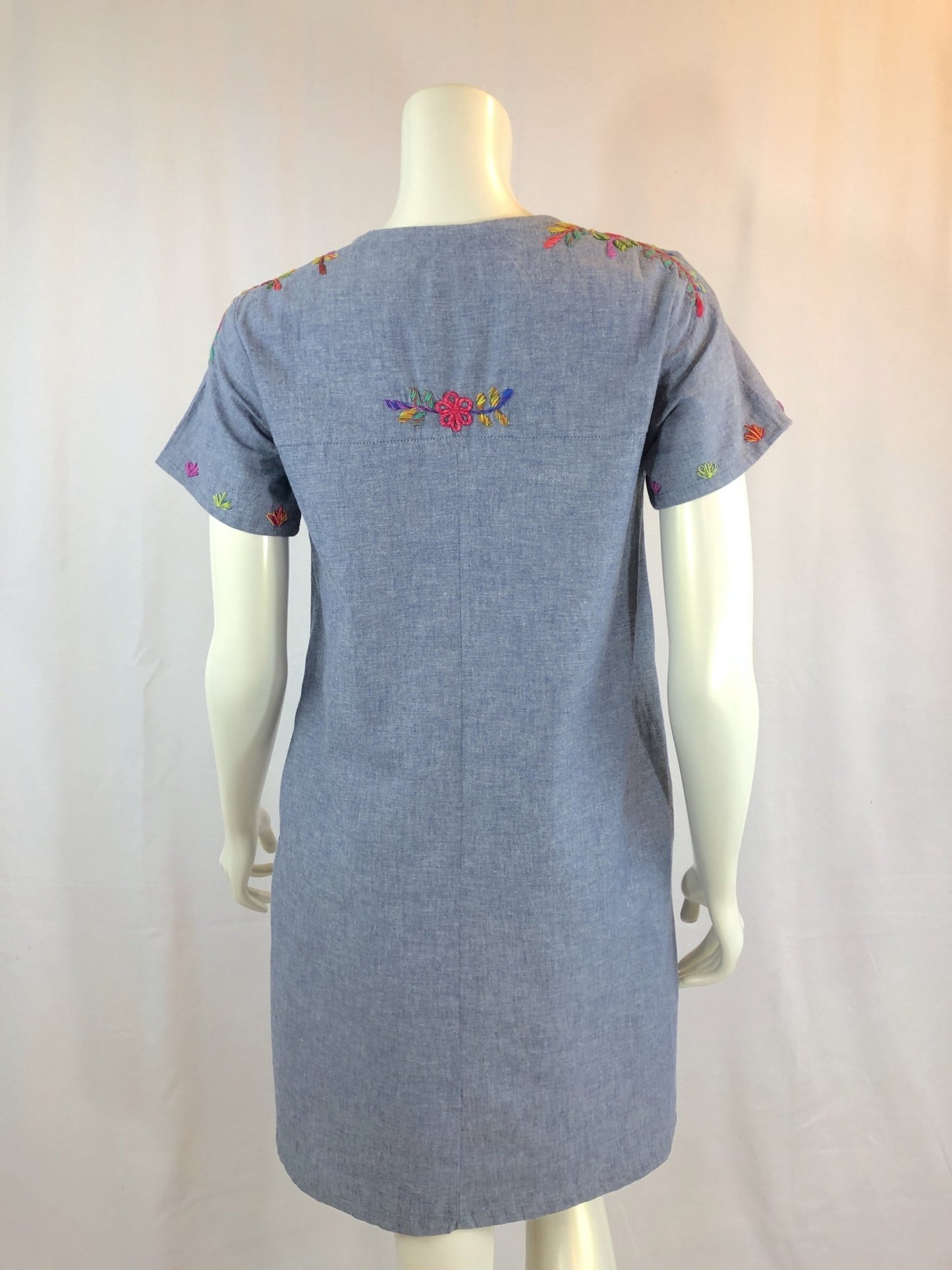 Margarita - chambray blossoms dress - Abrazo Style Shop