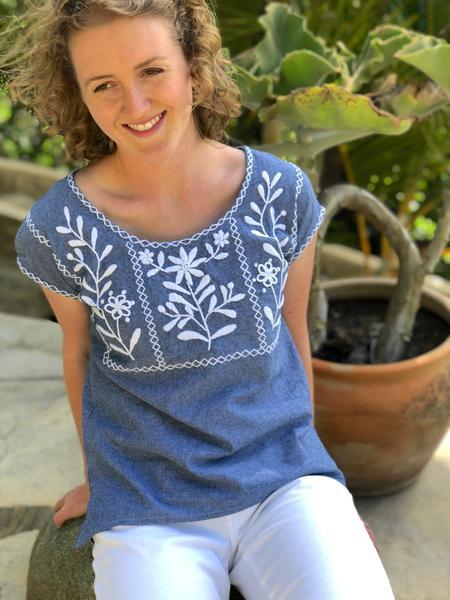 Rococo Tee - blue - Abrazo Style Shop