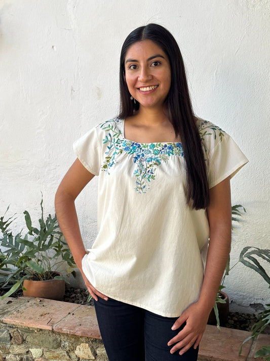 Esmeralda Spring Blouse in natural cotton - Abrazo Style Shop