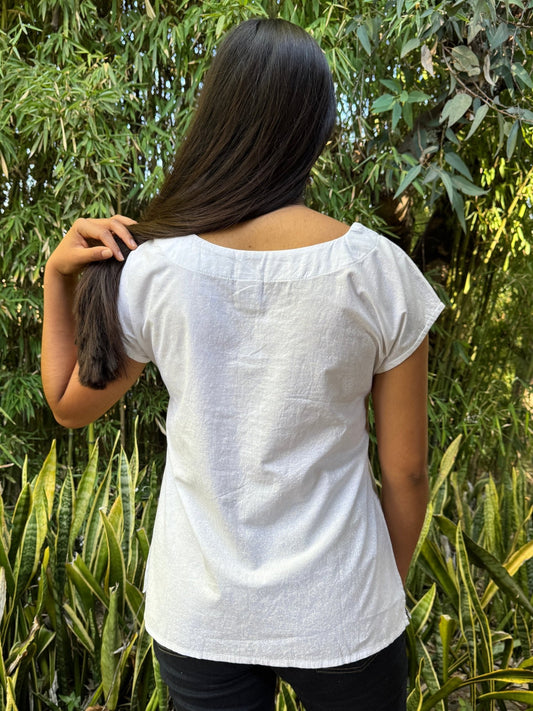 Lula White Tee - Abrazo Style Shop