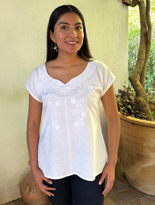 Lula White Tee - Abrazo Style Shop